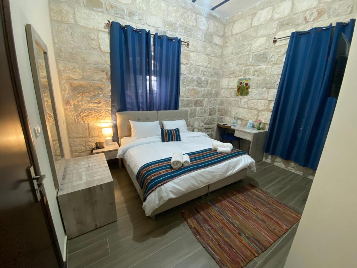 Ma'An Lil-Hayat Boutique Hotel Betlehem Exteriör bild